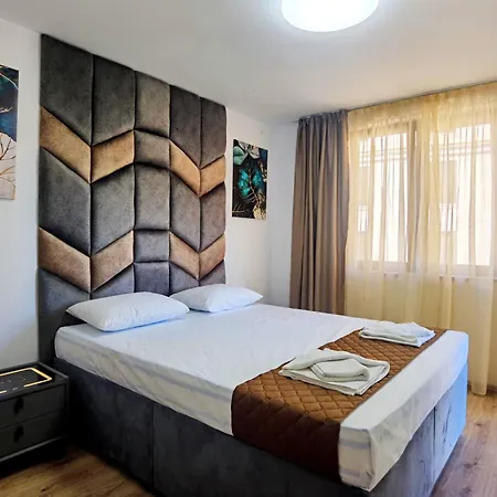 Апартамент Cabacum Pleasure Beachfront - 50m To And Pool