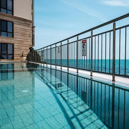 Апартамент Cabacum Pleasure Beachfront - 50m To And Pool Варна